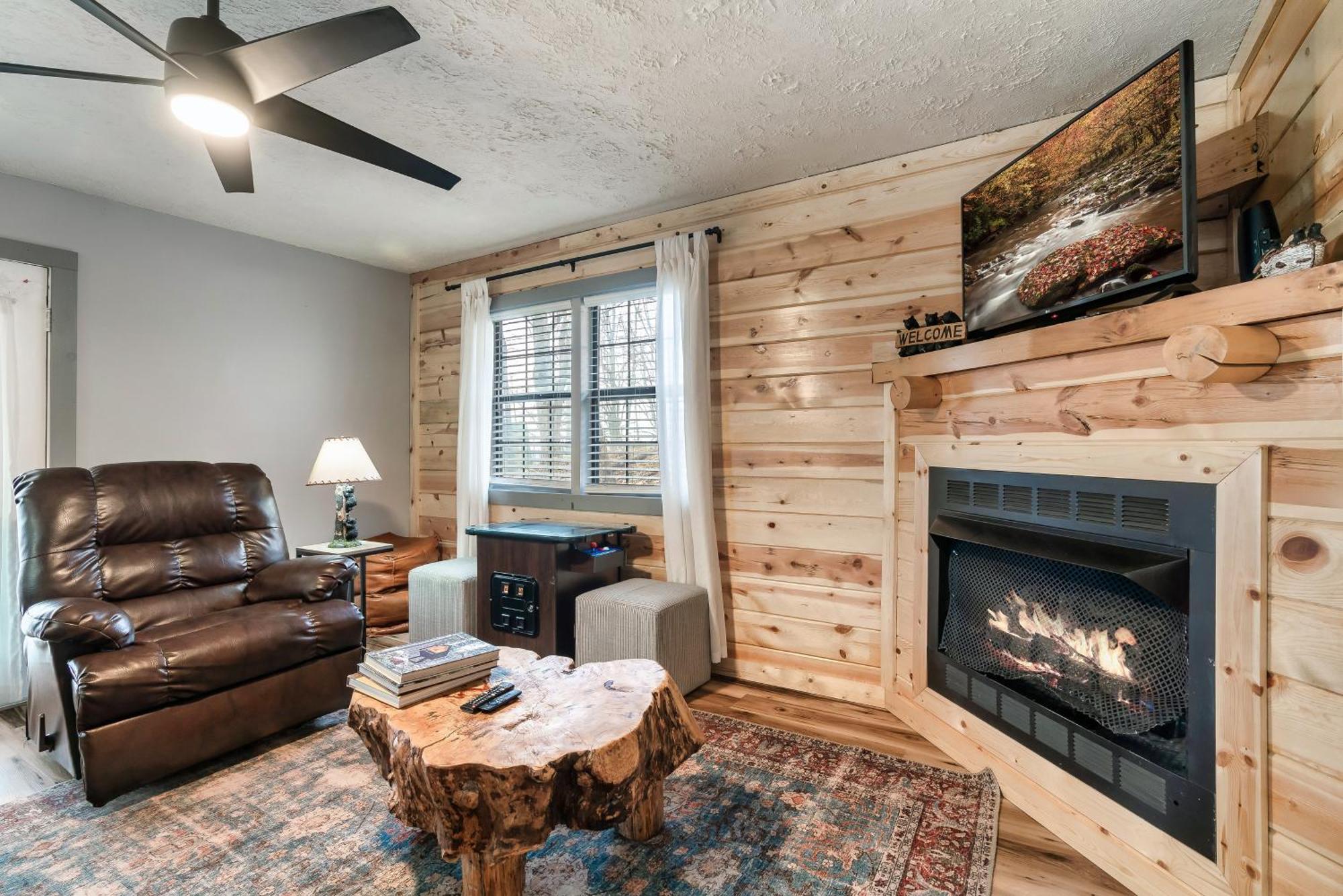 Cabin With Spectacular View With Hot Tub In The Smoky Mtns Sevierville Kültér fotó